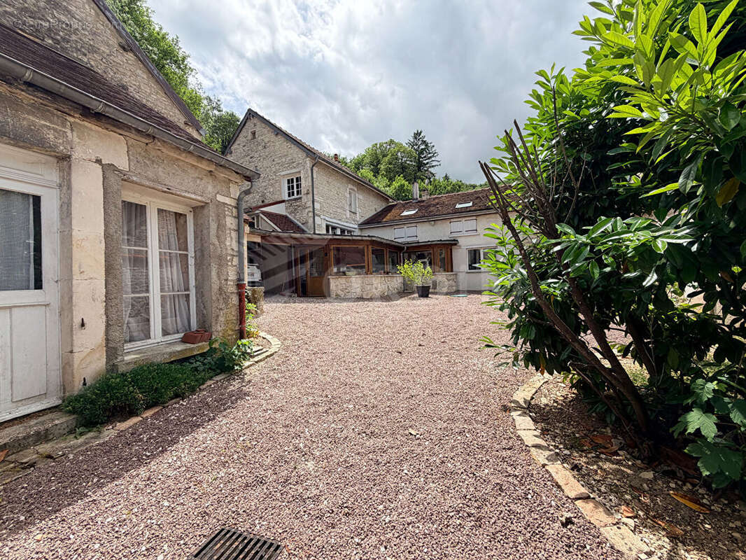 Maison Molosmes - photo 4