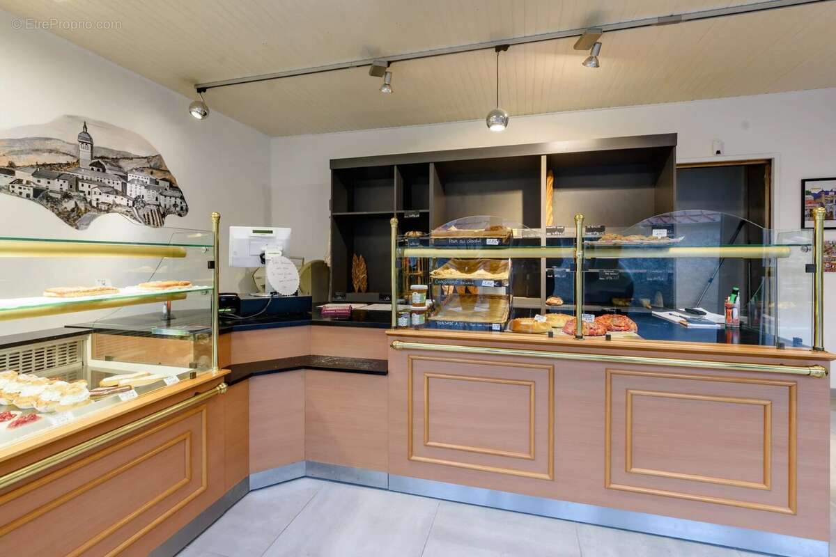 Commerce à GRANDRIS