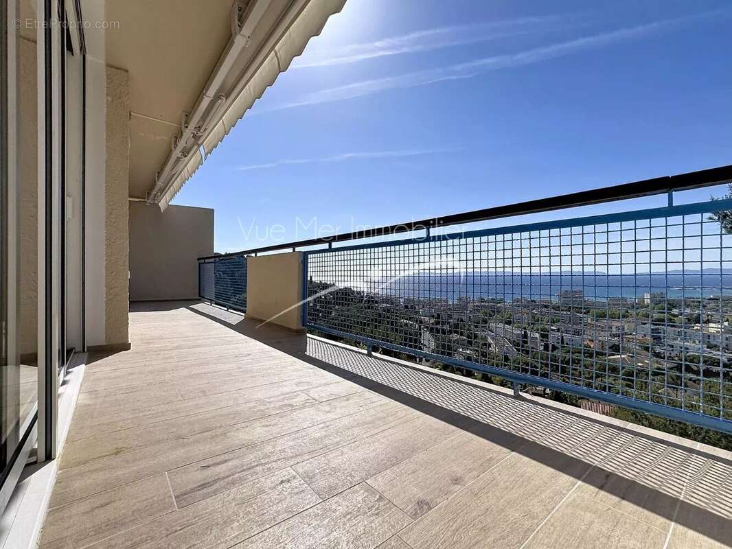 Appartement à LE LAVANDOU