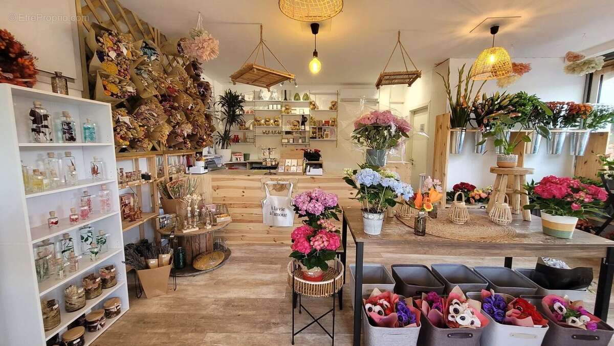 Vente Boutique Le thoronet(83340) 87 000ï¿œ - photo 2