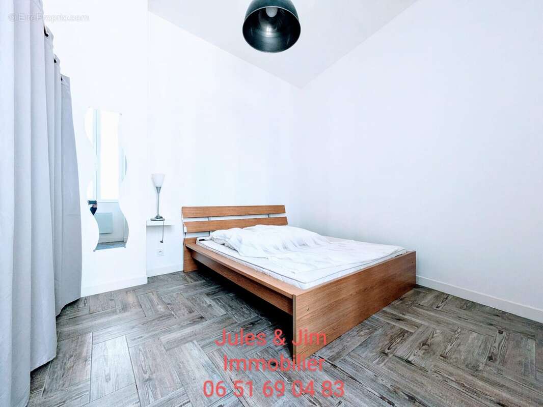 Appartement à MARSEILLE-1E