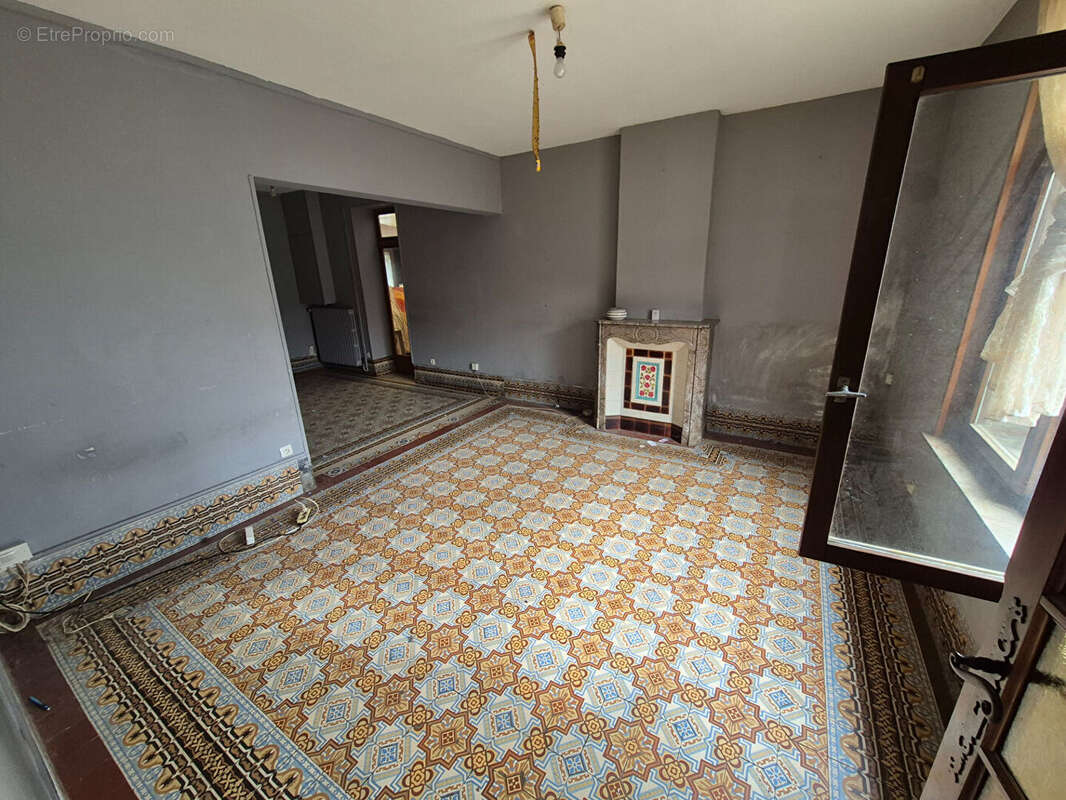 Maison à VILLERS-OUTREAUX