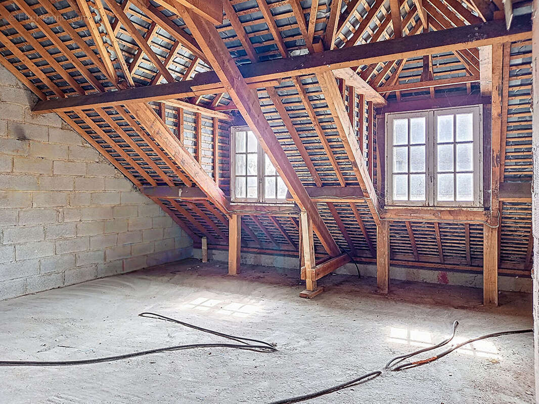 Maison à SAINT-BRICE-EN-COGLES