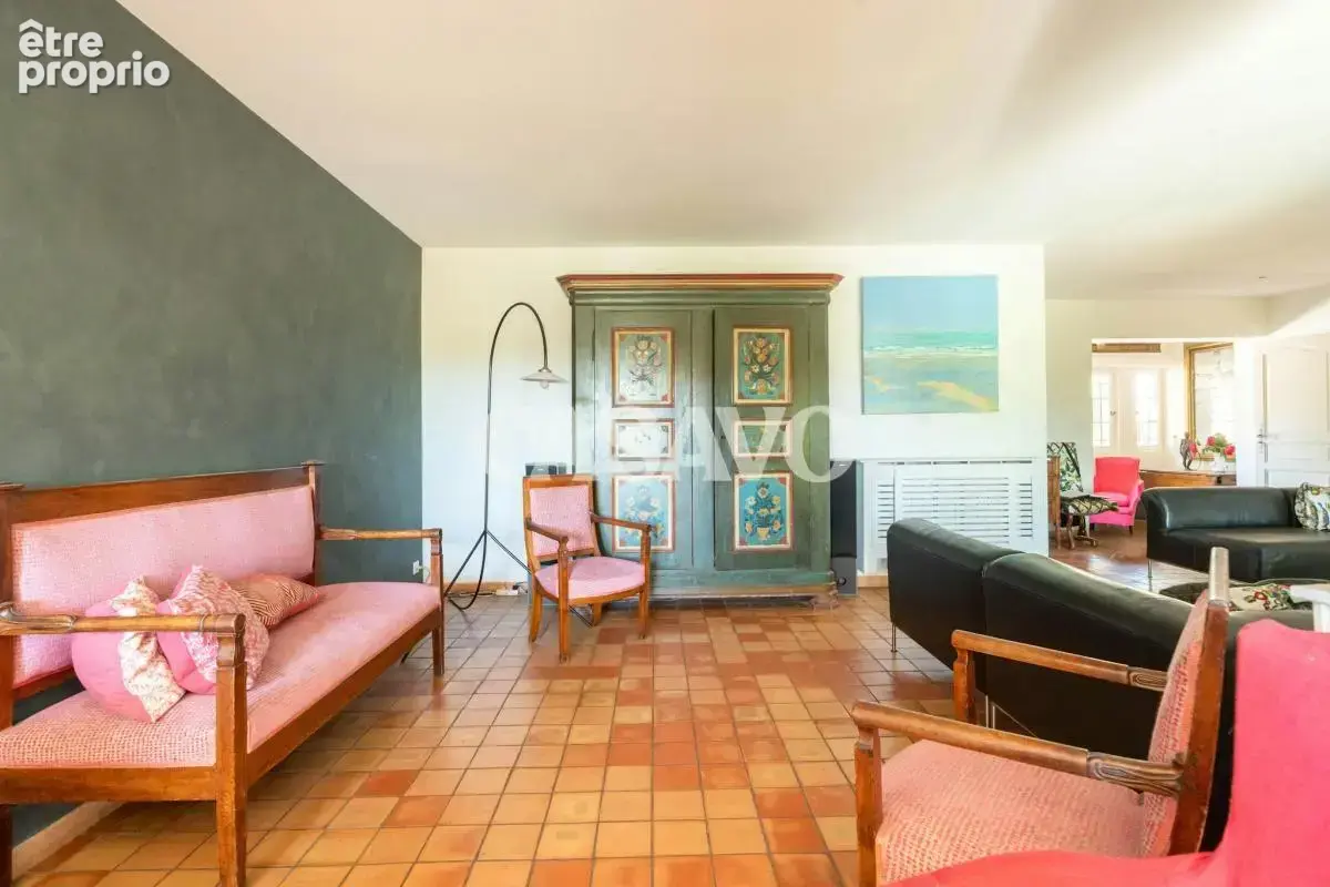 Vente Maison 9 pièces de 219m² - 13100 Aix-en-Provence - photo 11