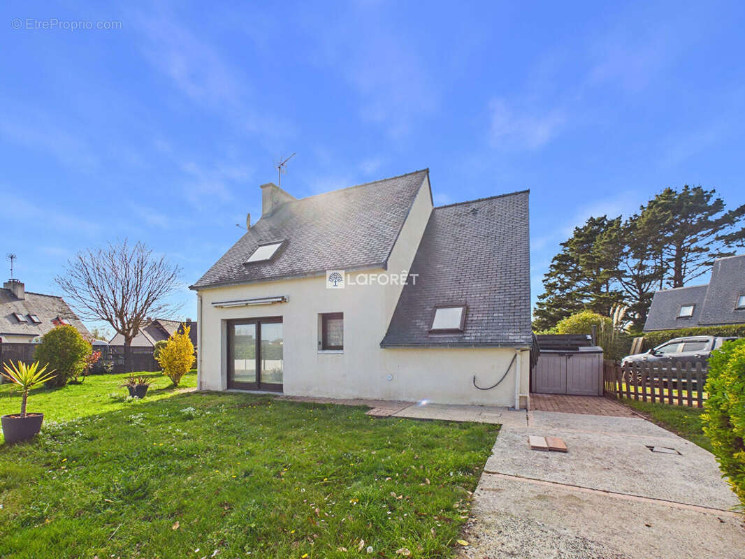 Maison à TREFFIAGAT