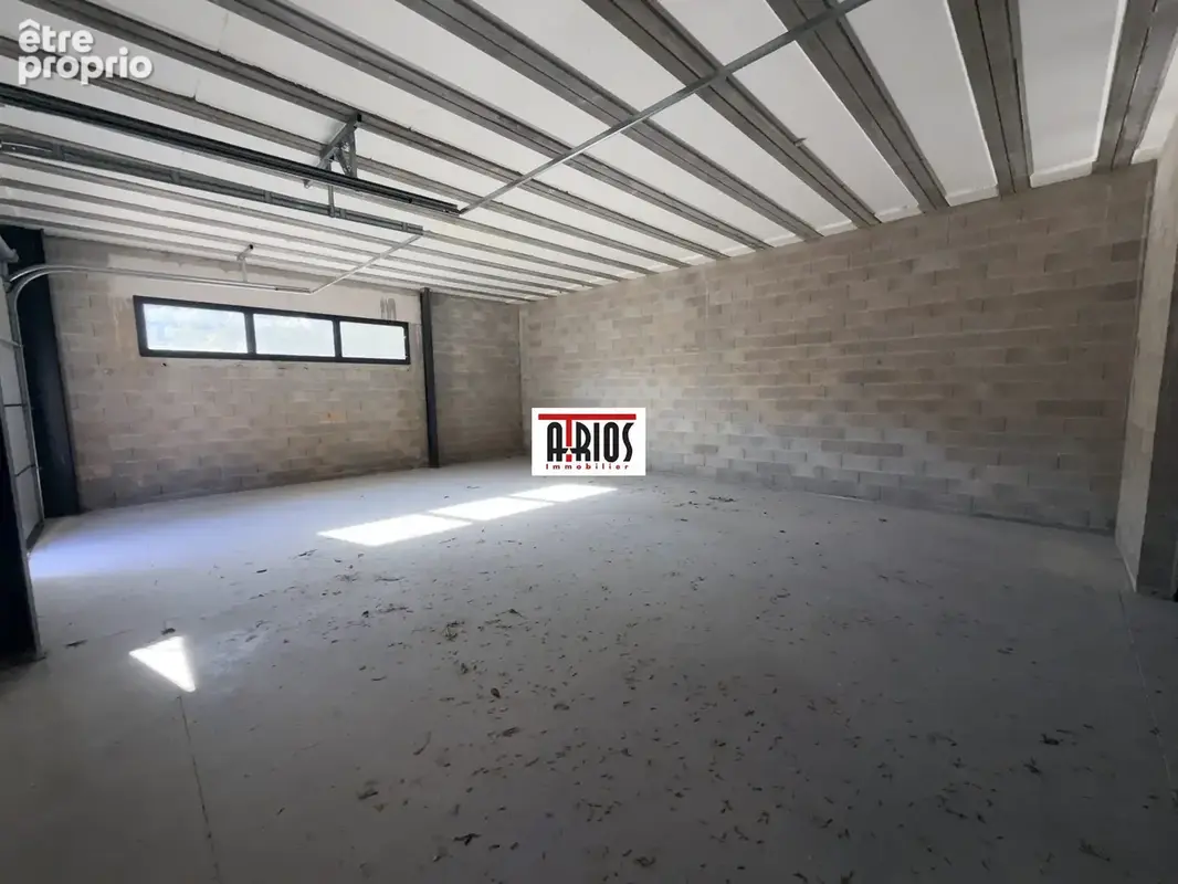 Commerce 240 m² à vendre à Tourves (83170) - photo 8