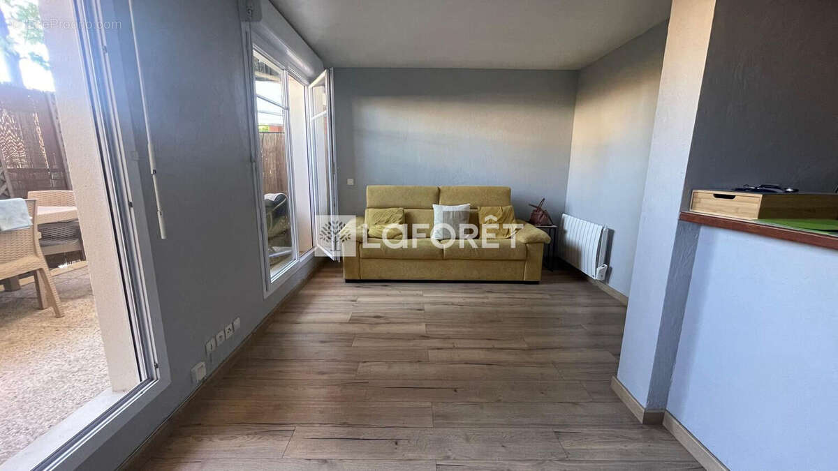 Appartement Conflans Sainte Honorine 2 pièce(s) 42.67 m2 - photo 2