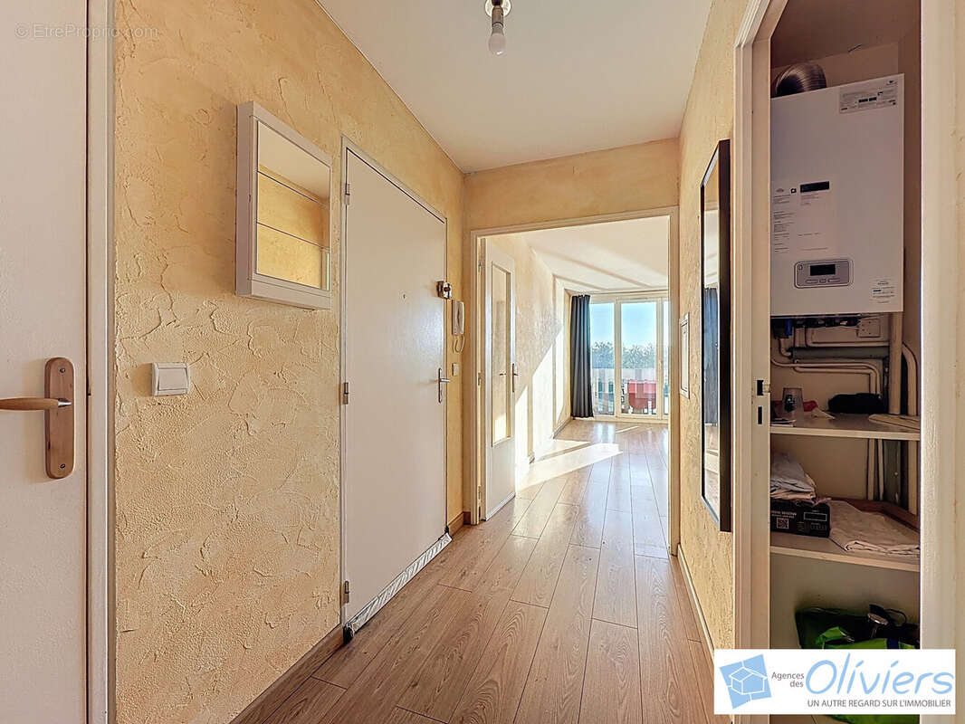 Appartement à MONTIGNY-LE-BRETONNEUX