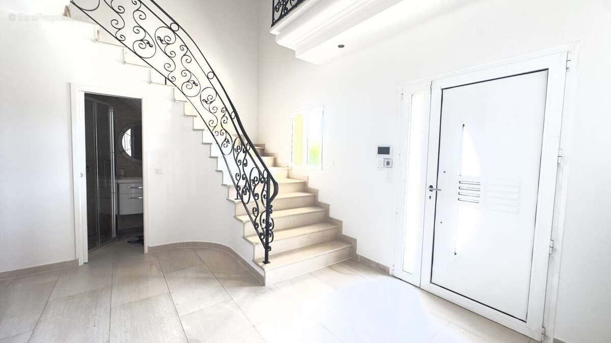 Maison 278 m² à Limours  - photo 8