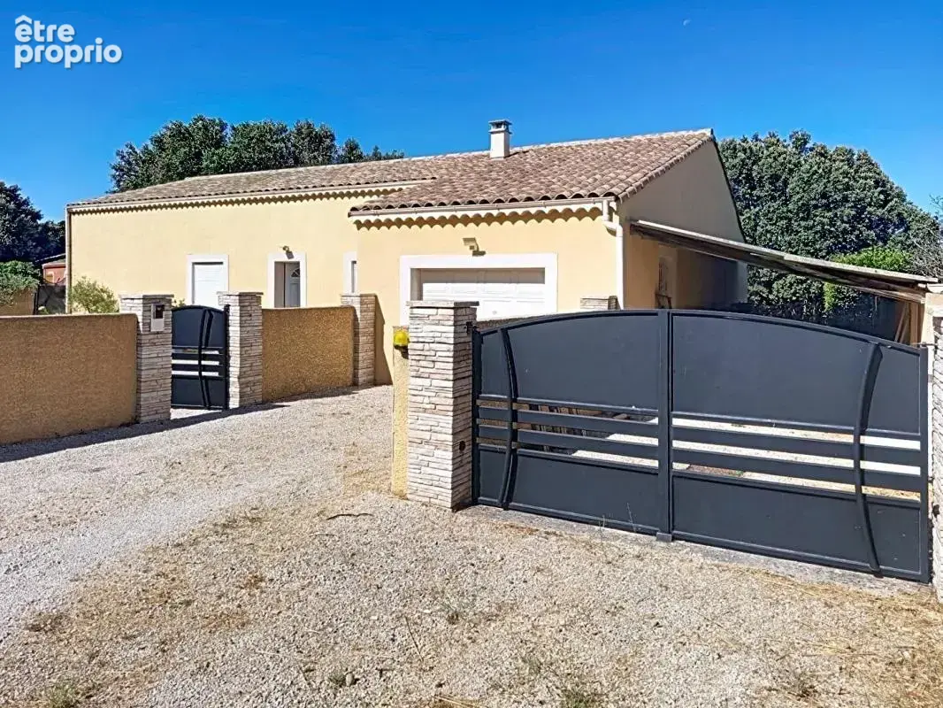 Villa plain pied 140m² sur 1000m² de terrain avec piscine, Donzère 379 000HAI - photo 1