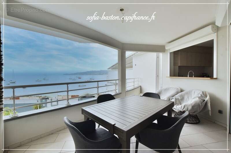 Appartement à LES TROIS-ILETS