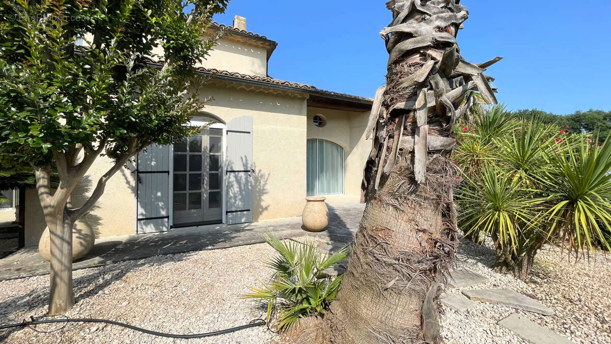 Maison à UZES