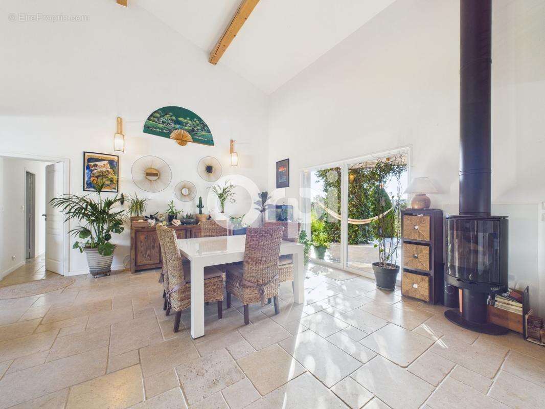 Maison à FAYENCE