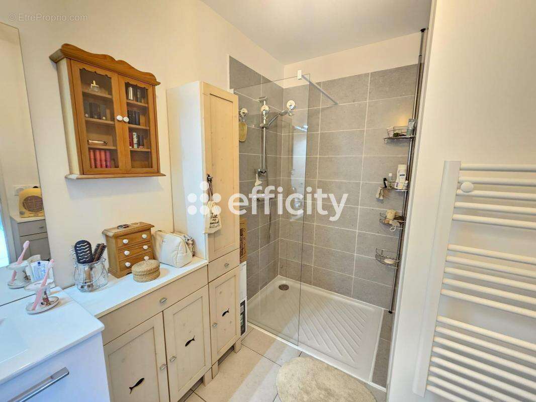 Appartement à FRONTIGNAN