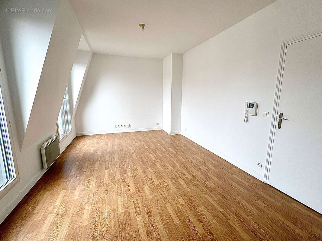 Appartement Chatillon 1 pièce(s) 25.80 m2 - photo 3