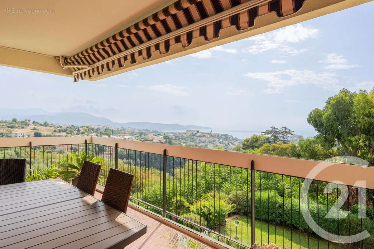 Appartement 70 m² à Nice  - photo 2