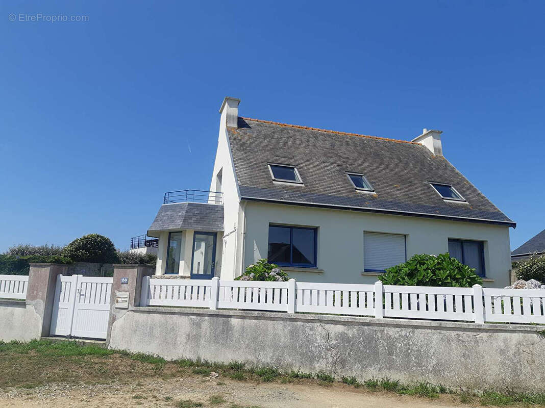 Maison à AUDIERNE