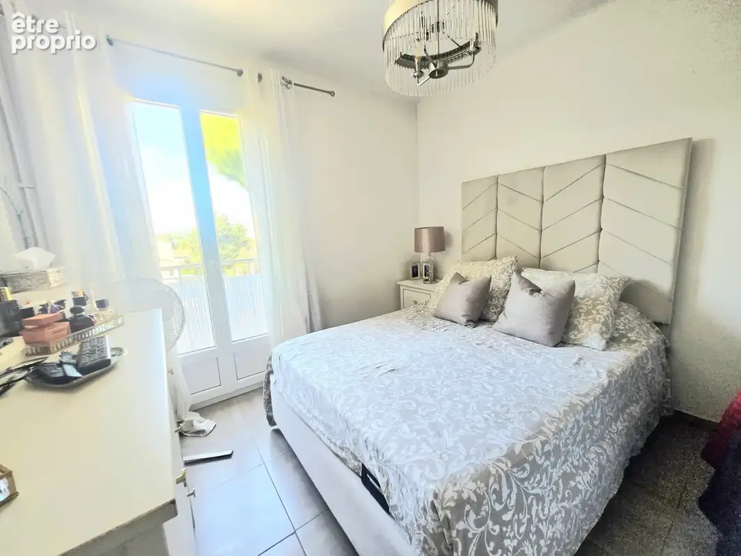 La seyne sur mer - appartement type 3/4 avec place de parking et cave - photo 13