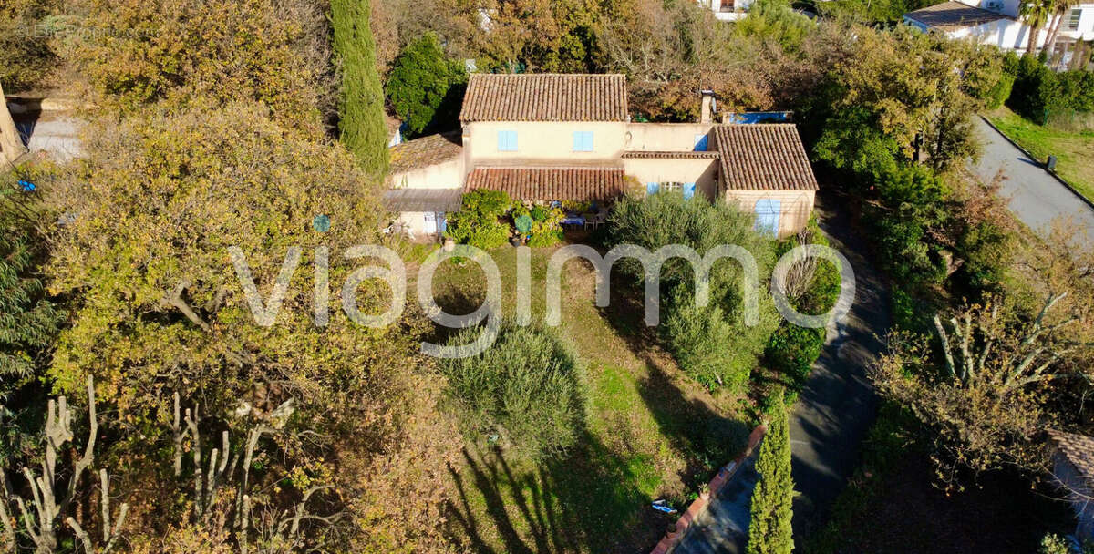 Maison à GRIMAUD