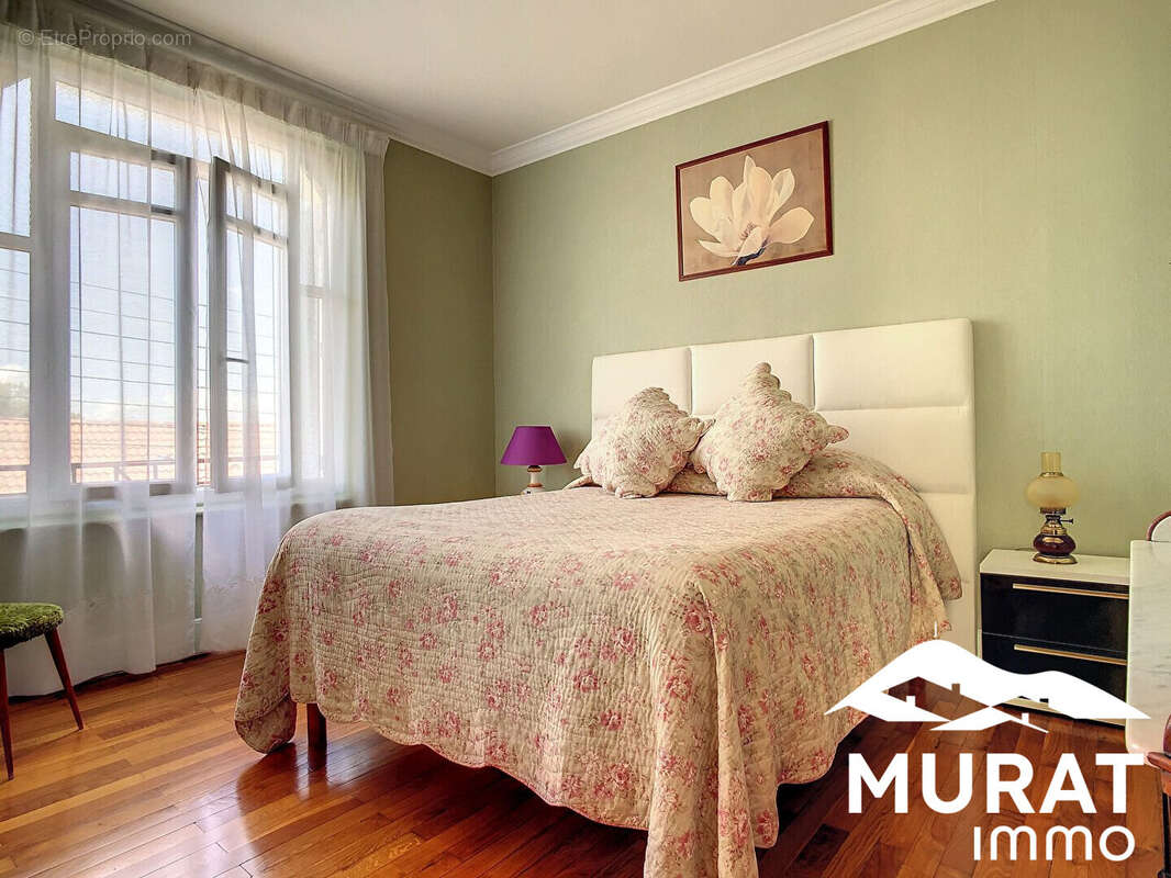 Maison à SAINT-REMY-SUR-DUROLLE