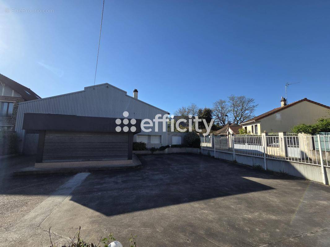 Commerce à VITRY-SUR-SEINE