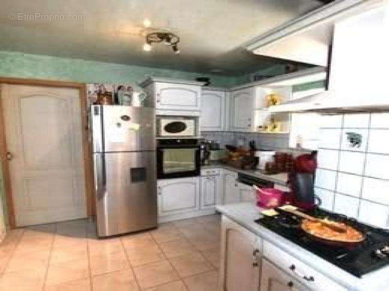 Appartement à ARGENTON-CHATEAU