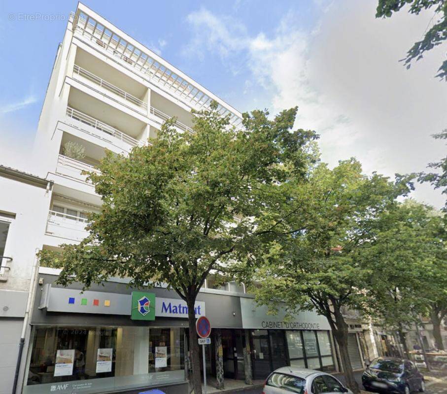 Appartement à MAISONS-ALFORT