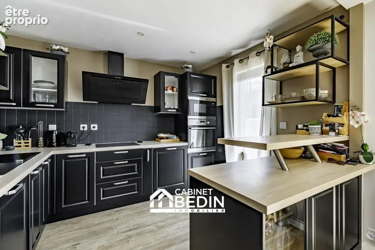 Maison 4 pièces 104 m² à vendre à Merignac (33700) - photo 2