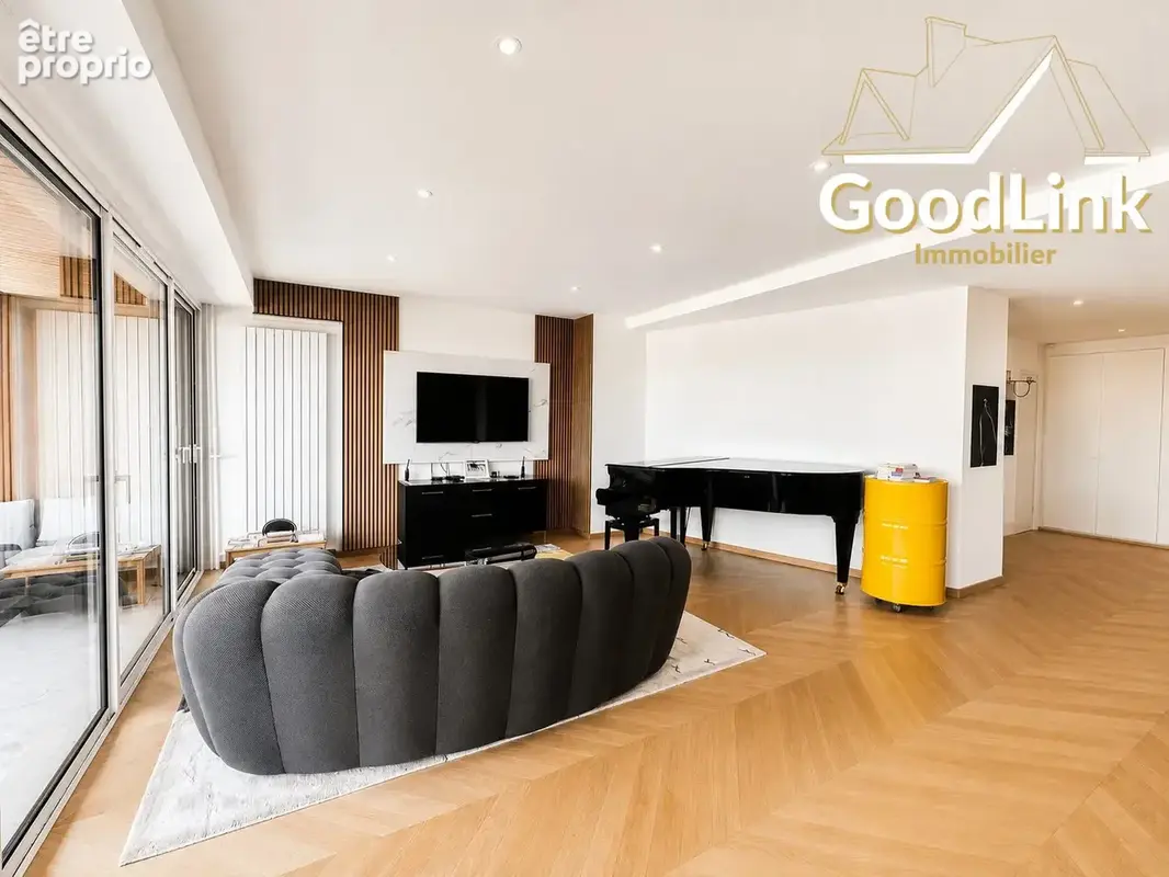 Appartement 111 m² à Le Coudray-Montceaux  - photo 5