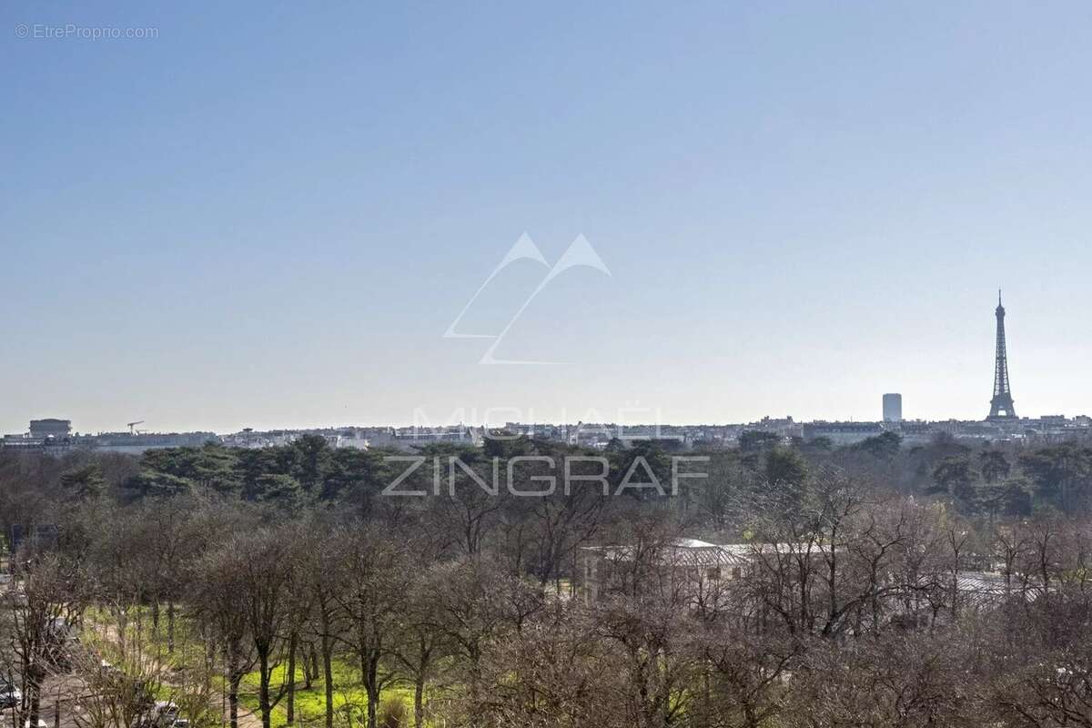 Appartement à NEUILLY-SUR-SEINE