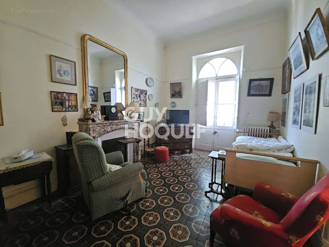Demeure de Maître : L'Élégance et l'Espace aux Portes de Narbonne - photo 5