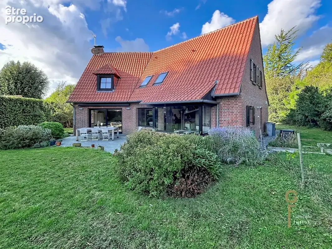 Maison à NEUVILLE-EN-FERRAIN