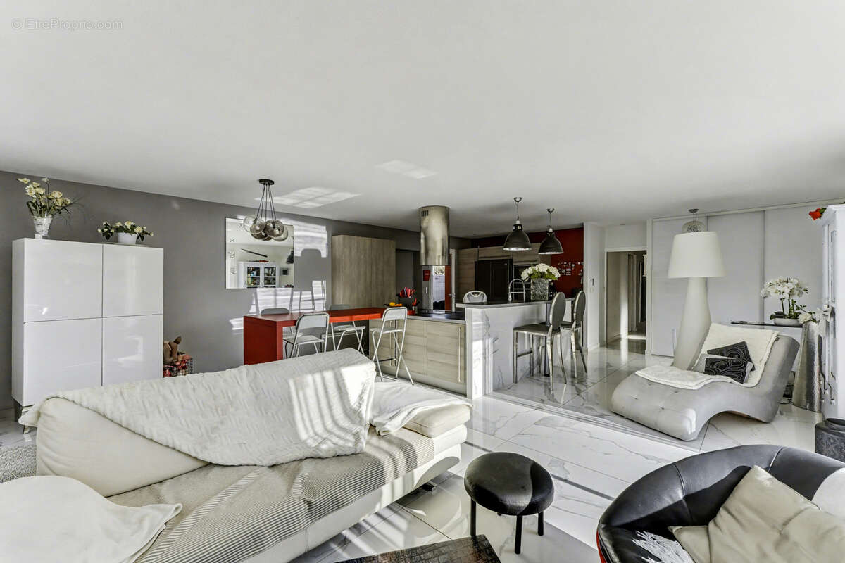 Maison à CASTANET-TOLOSAN