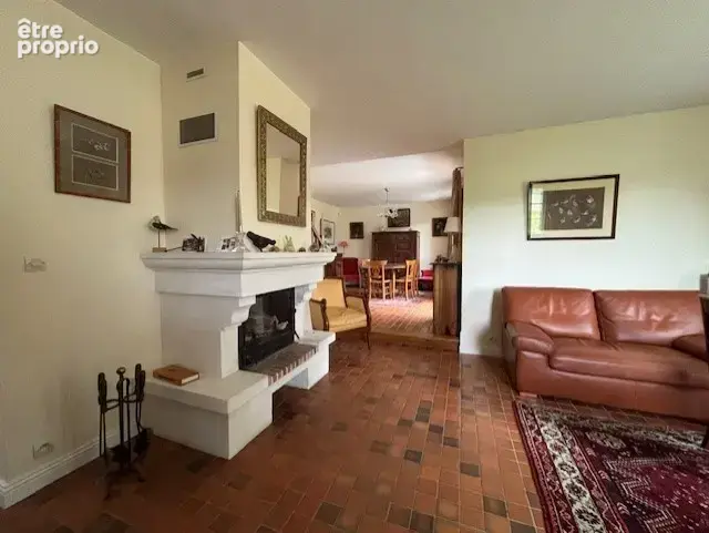 Belle maison traditionnelle sur son terrain de 1227 M2 - photo 2