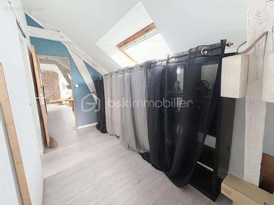 Maison renovee avec grand jardin - photo 9