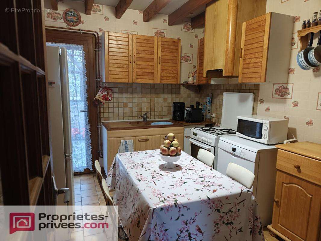 Maison à PIERRES