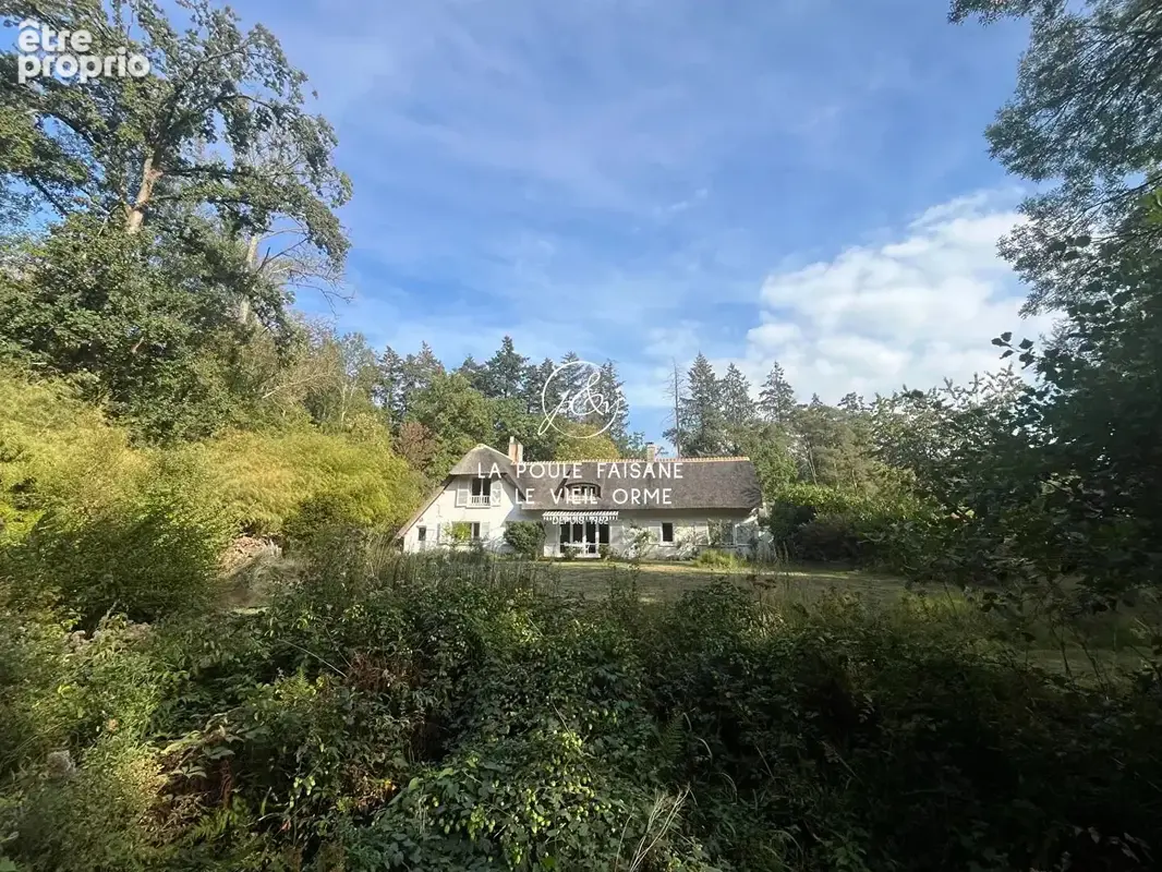 Photo Maison à Poigny-La-Foret au prix de 772 000€