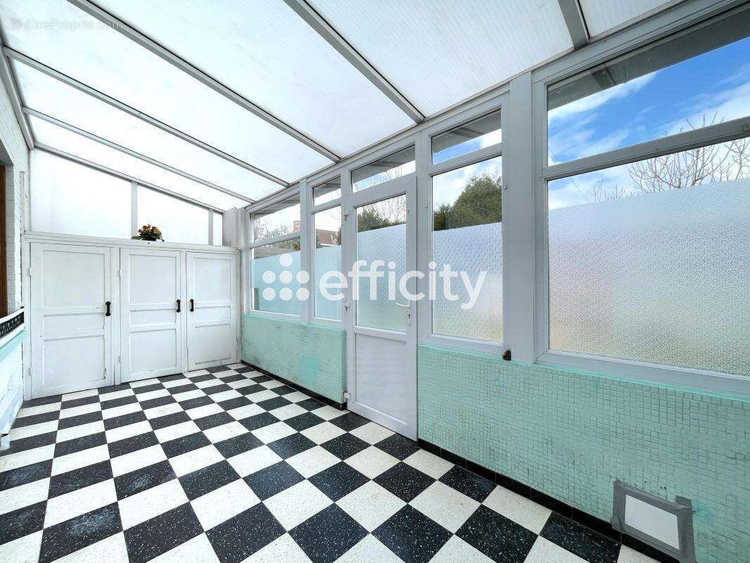 Maison à FACHES-THUMESNIL