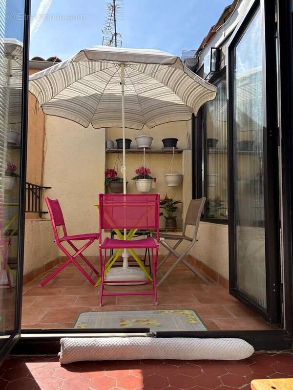Appartement à BERRE-LES-ALPES