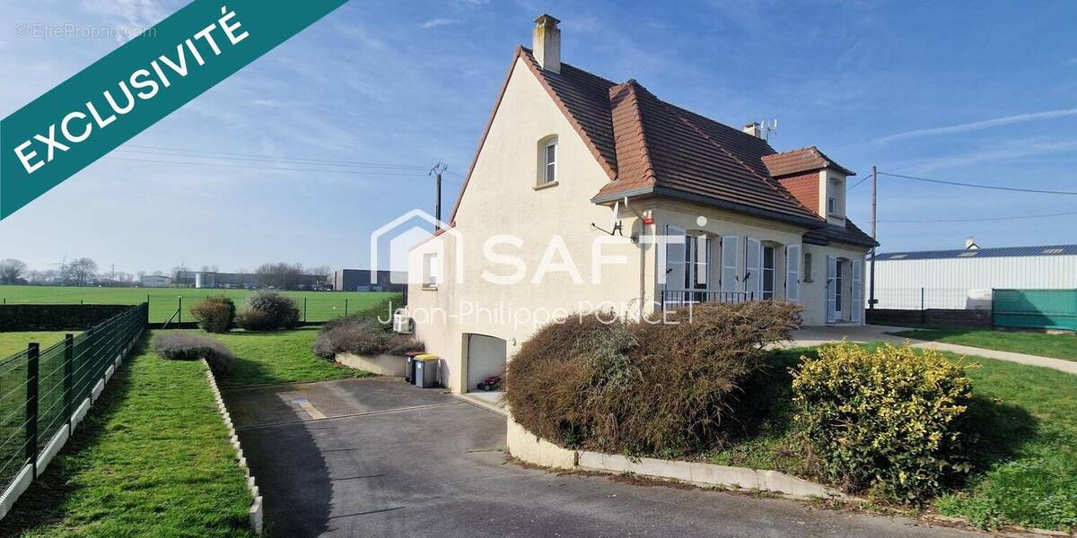 Photo 1 - Maison à NEUVILLE-SAINT-AMAND