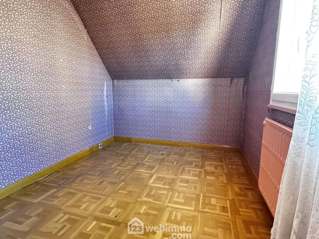 Un première chambre... - Maison à VILLABE