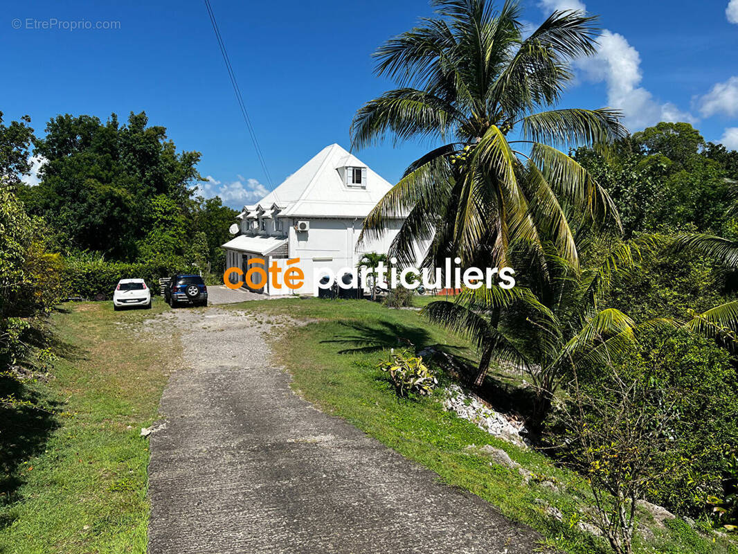 Maison à LE GOSIER