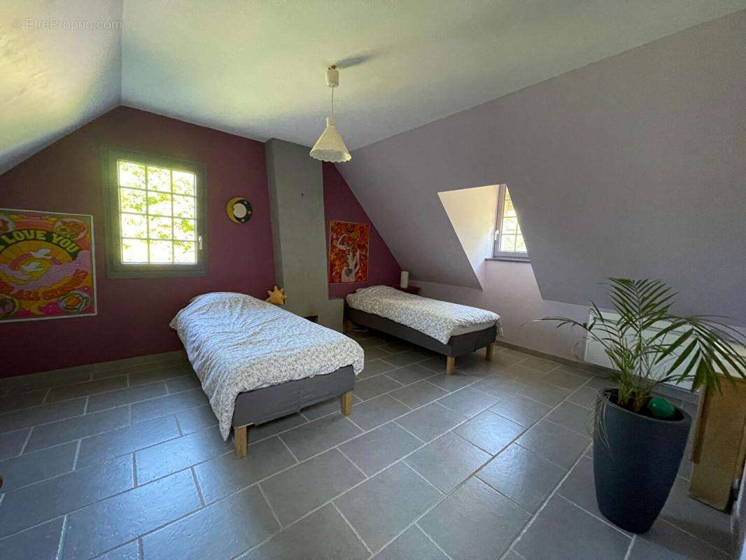 Maison à DAMMARIE-SUR-LOING