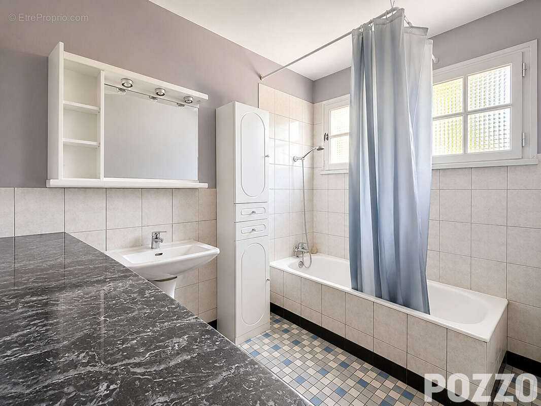 Maison Saint Planchers 4 pièce(s) 81 m2 - photo 11
