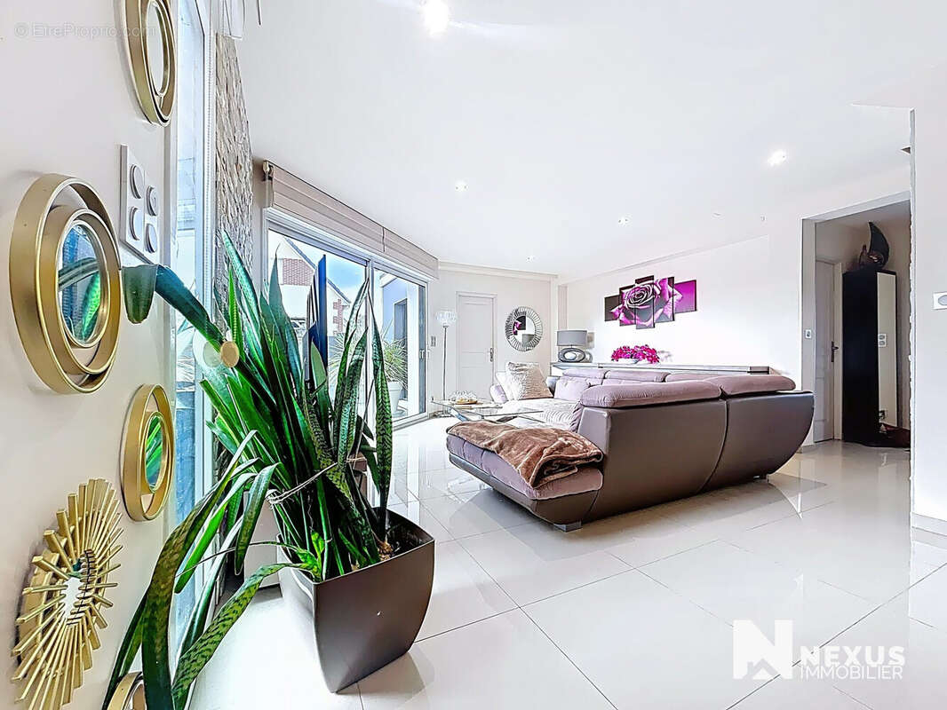 Maison à GRAND-COURONNE