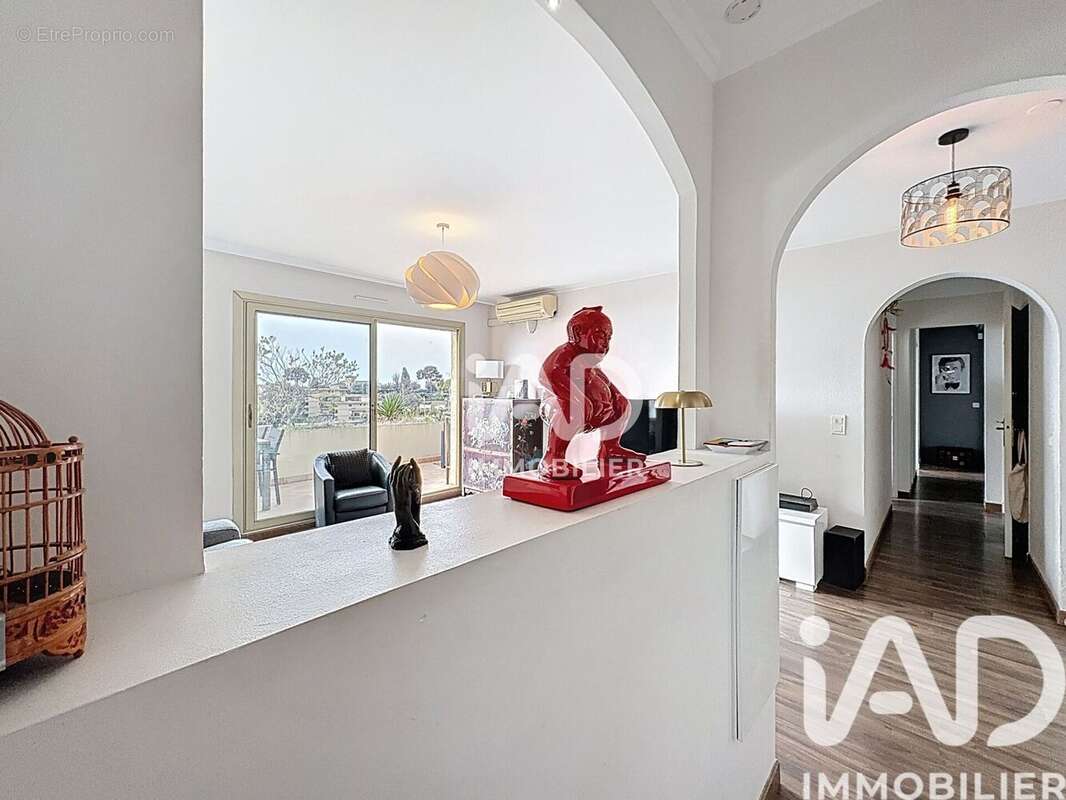 Appartement 86 m² à Roquebrune-Cap-Martin  - photo 2