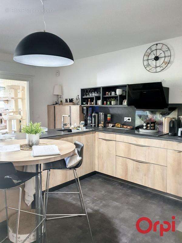 Appartement à SIX-FOURS-LES-PLAGES