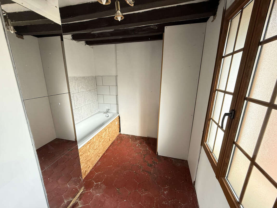 Maison à LONGNY-AU-PERCHE