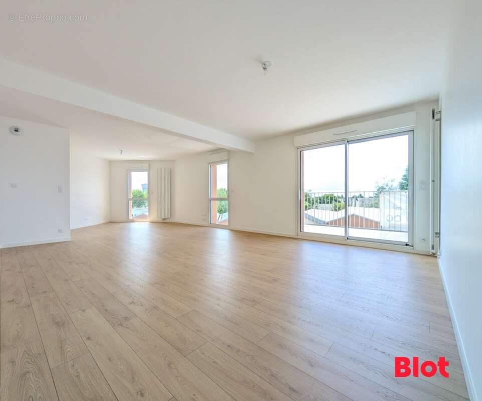 Appartement 86 m² à Noyal-Sur-Vilaine  - photo 2