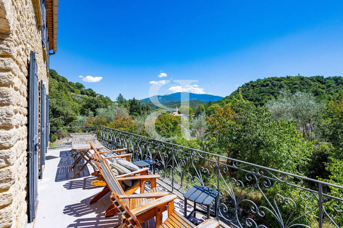 Maison à VAISON-LA-ROMAINE